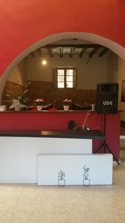 Ca La Jepa Hostel Prat de Comte Екстериор снимка