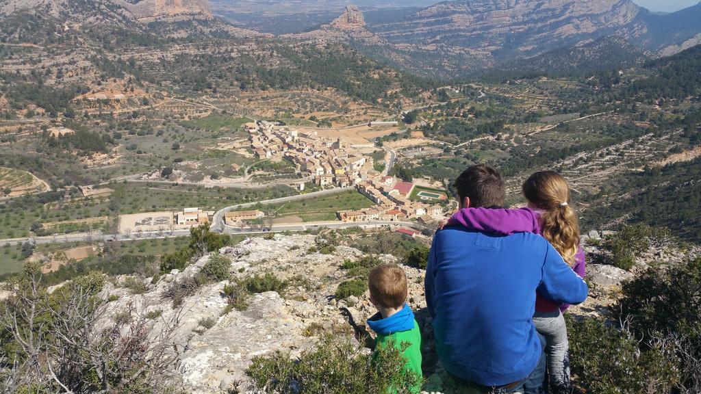 Ca La Jepa Hostel Prat de Comte Екстериор снимка