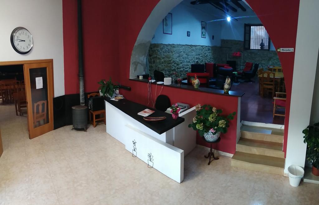 Ca La Jepa Hostel Prat de Comte Екстериор снимка